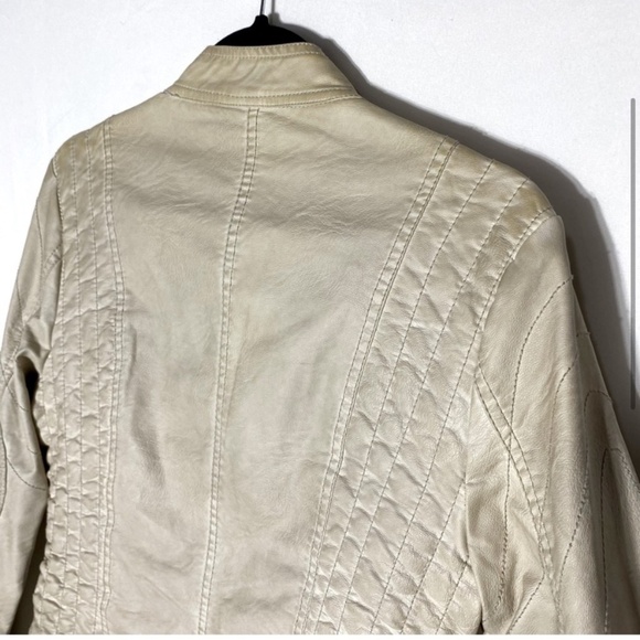 Vintage Roosevelt American College Beige Distressed Faux Leather Jacket M - Picture 3 of 16